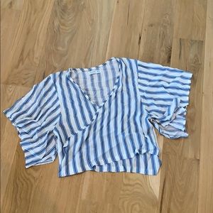 Lightweight cute top!